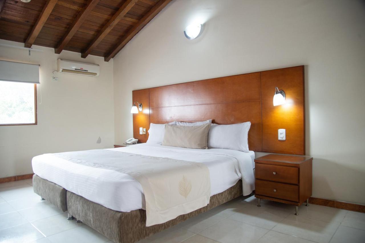 Hotel Faranda Bolivar Cucuta, A Member Of Radisson Individuals מראה חיצוני תמונה