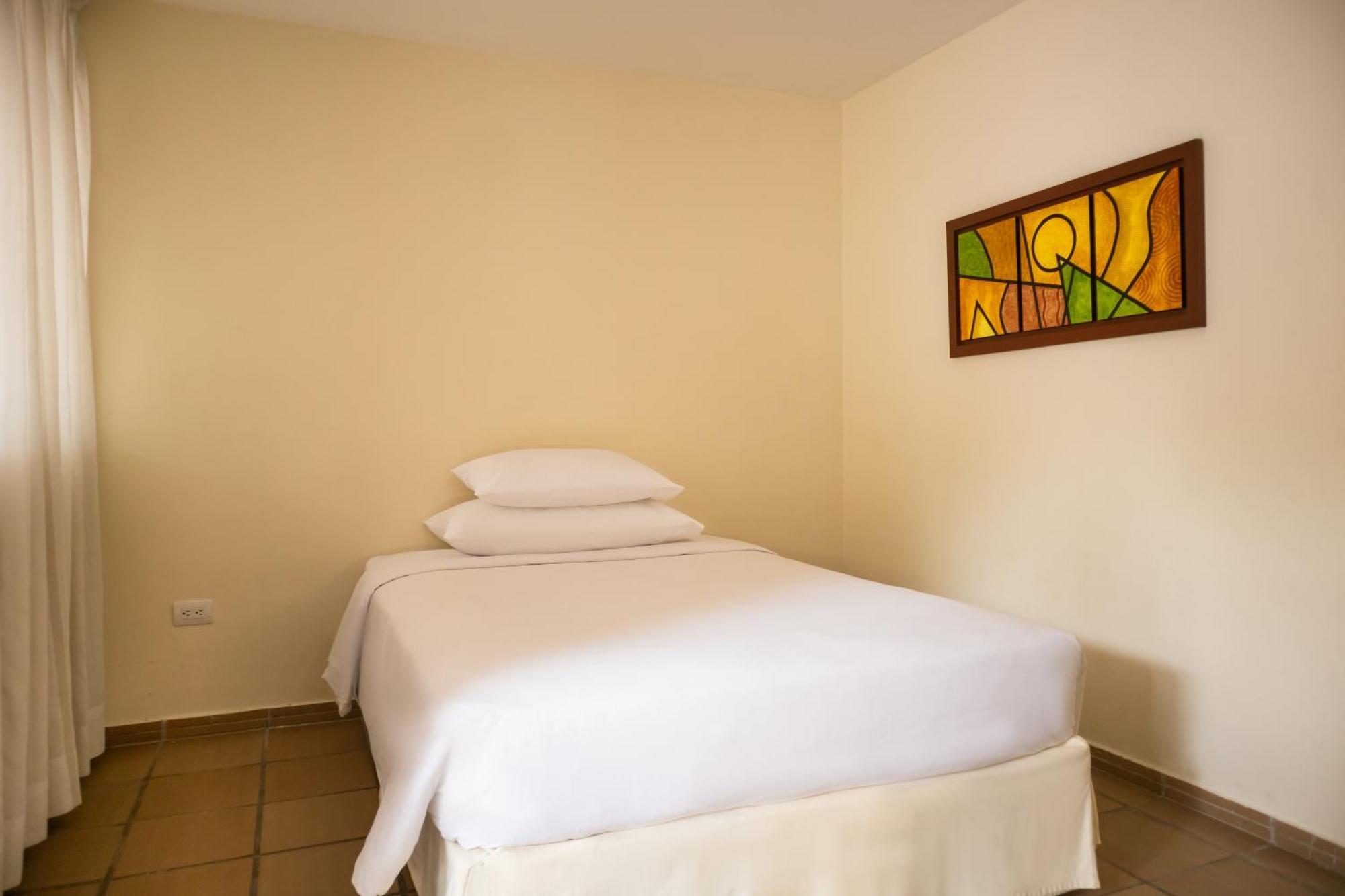 Hotel Faranda Bolivar Cucuta, A Member Of Radisson Individuals מראה חיצוני תמונה